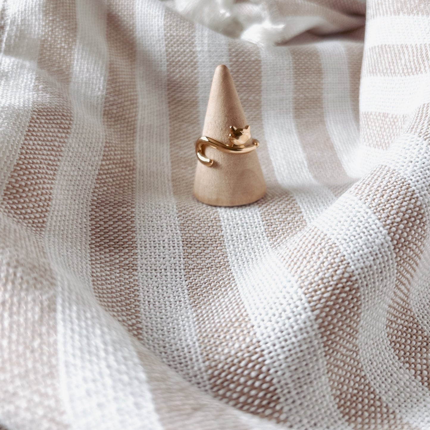 Cat Ring