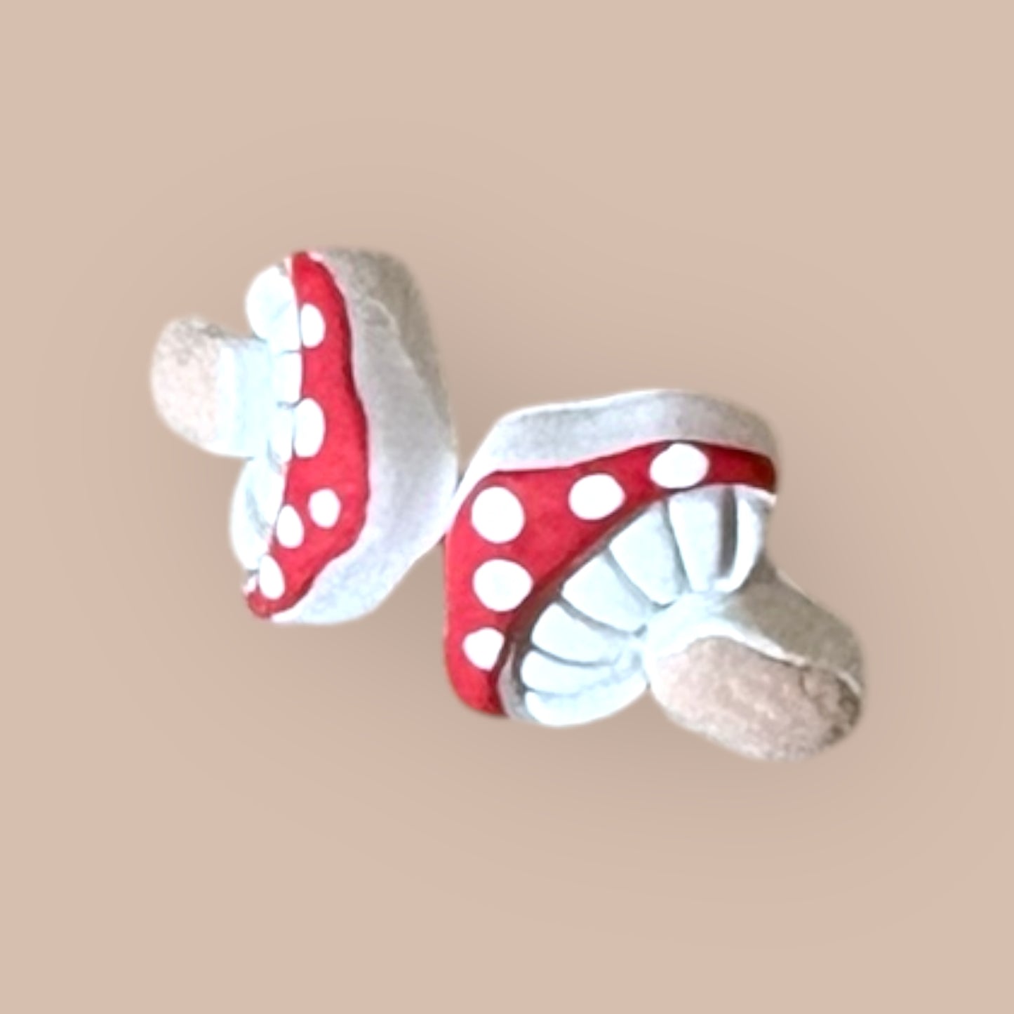 Mushroom Studs